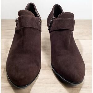 Aquatalia  Brown Suede zippered Ankle Boots Bootie zippered women sz 7 1/2